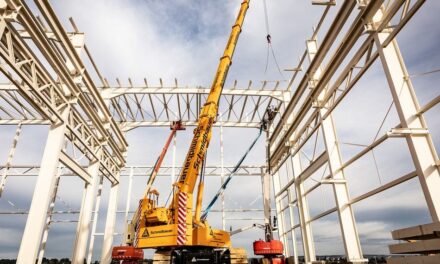 Schmidbauer setzt auf Liebherr LTR 1100