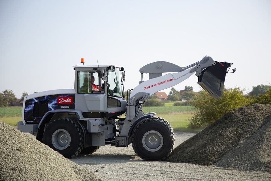Danfoss-e-wheel-loader_beitragsbild