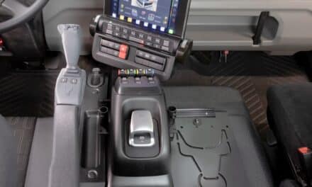 Multifunktionale Steuerkonsole für UNIMOG-Geräteträger